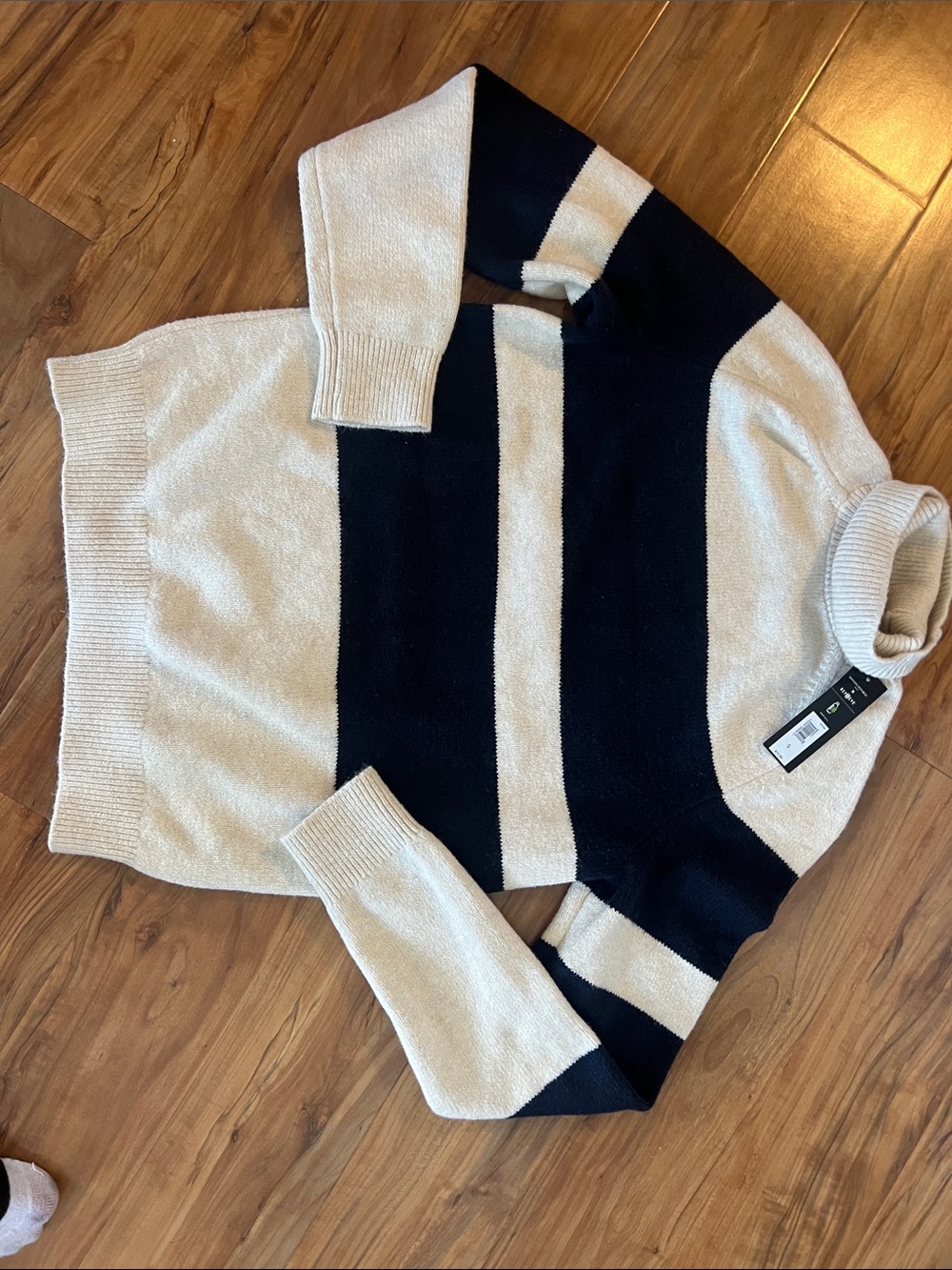 Striped Turtleneck Sweater Cream NWT Navy Banana republic 100 cotton small